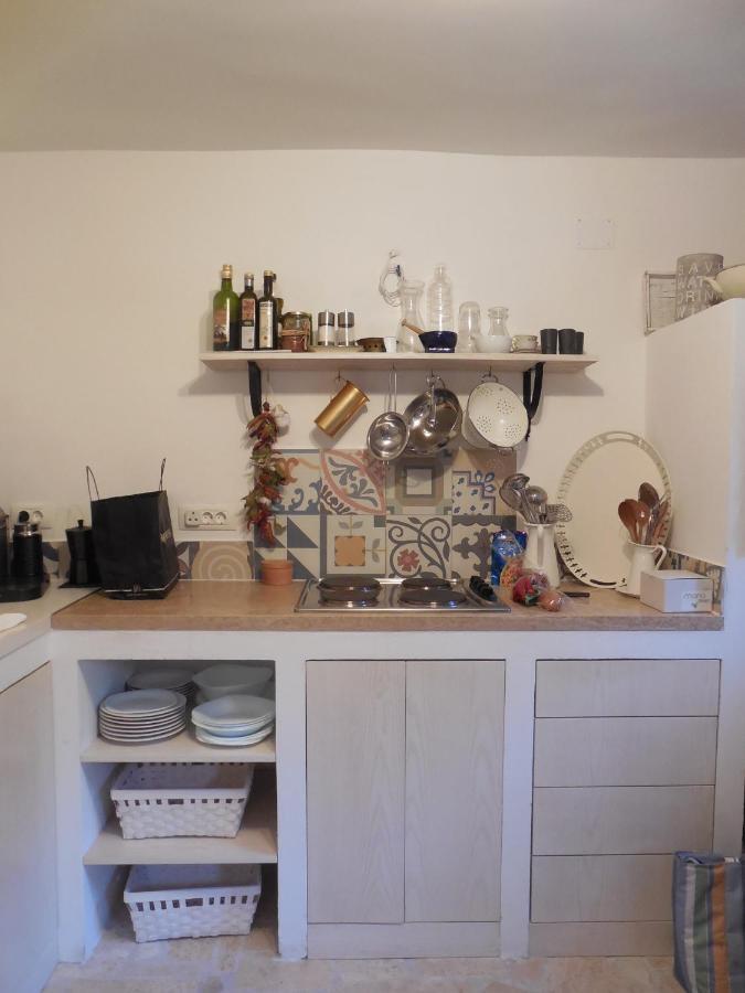 Steinhaus Mit Terrasse Leilighet Rovinj Eksteriør bilde